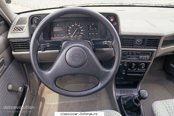 "Fabrica" de la Lonea - Bord original ( Opel Kadett Sedan) - Reconditionari si Restaurari