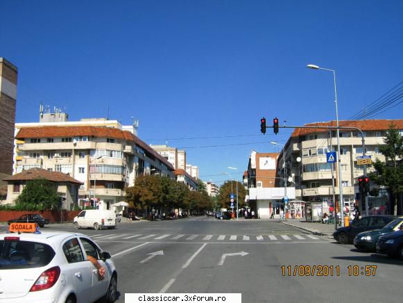 Festivalul cascavelei - Inceputul centrului din Campina - Drumetii prin Mioritic