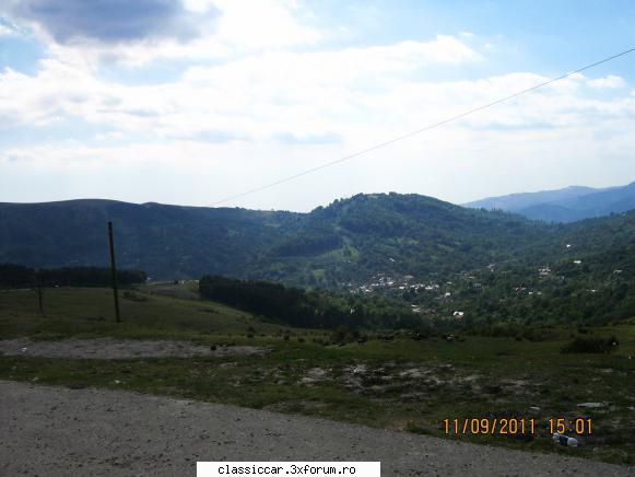 Festivalul cascavelei - coboram spre Secaria - Drumetii prin Mioritic