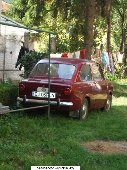 Fiat 850 - langa muzeul de istorie un fiat 850 am vazut - Am vazut prin Cluj-Napoca