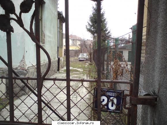 Fiat 850 - un fiat abandonat pe strada borzesti...este - Am vazut prin Cluj-Napoca
