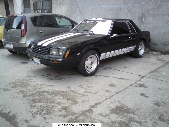 Ford Mustang - un mustang de prin 80 ....in spatele blocurilor - Am vazut prin Cluj-Napoca