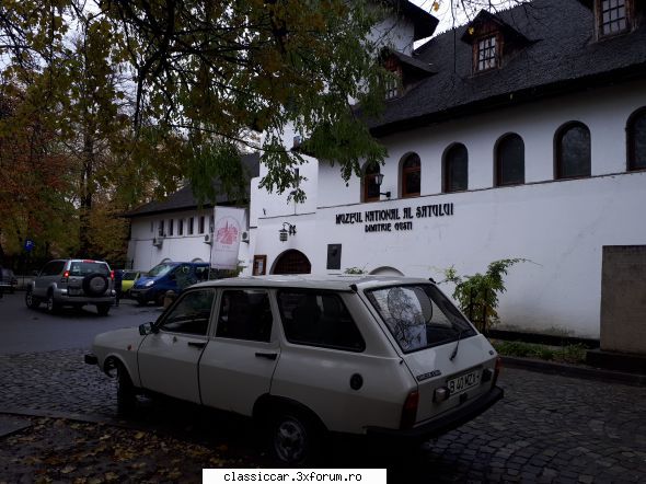 Garajul Amatorului - La Muzeul Satului - Prezentare masini