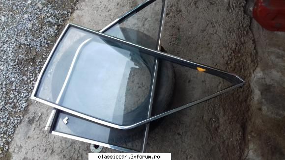 Geamuri laterale Audi 80 B1 - Vand pereche geamuri laterale Audi 80 B1, cu - Vanzari  piese si accesorii