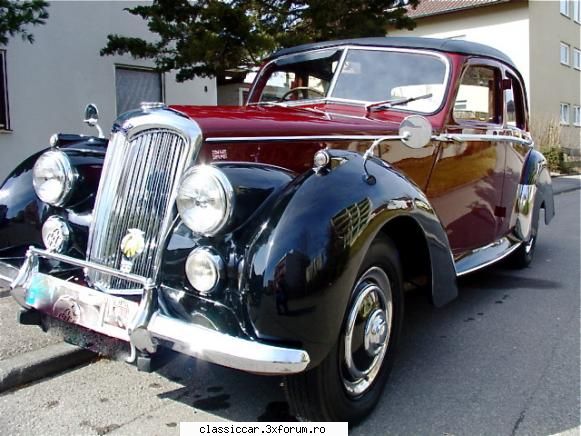 Ghicitoarea Nr. 211 - Riley RME din 1954 - Hai sa va pun o masina "din vecini", care este - Ghicitoarea zilei