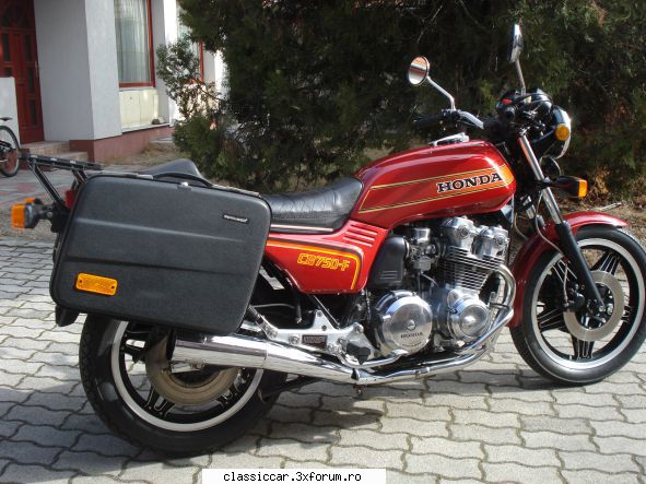 HONDA CB - Am reusit s� achizitionez si o anex� - Prezentare motociclete, motorete si biciclete de colectie