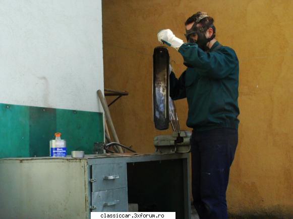 Hoinar timisorean din 1988 - produsul este foarte toxic. am incercat initial - Reconditionari si Restaurari
