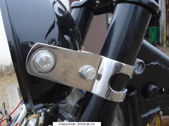 Hoinarul Oltean - supoti far recromati - Prezentare motociclete, motorete si biciclete de colectie