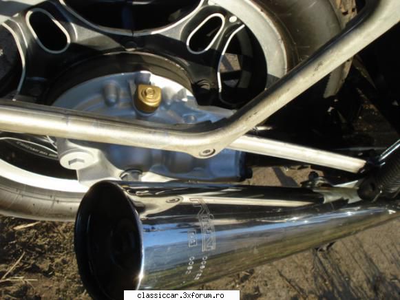 Honda G.L 500 - verificat nivel ulei transmisie - Prezentare motociclete, motorete si biciclete de colectie