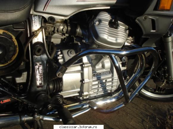 Honda G.L 500 - furtunul si racordul aliment�rii - Prezentare motociclete, motorete si biciclete de colectie