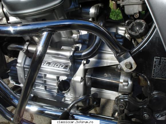 Honda G.L 500 - detaliu motoras f�r� pete de - Prezentare motociclete, motorete si biciclete de colectie