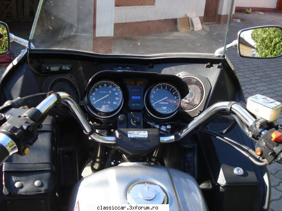 Honda G.L 500 - putin bord cu termometru si - Prezentare motociclete, motorete si biciclete de colectie
