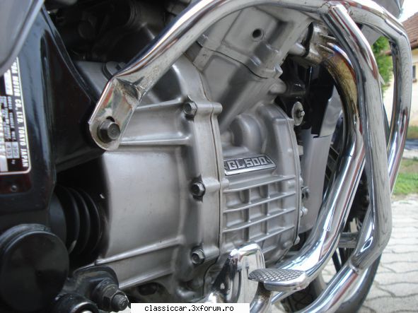 Honda G.L 500 - grajdul cu cei 50 de ponei - Prezentare motociclete, motorete si biciclete de colectie