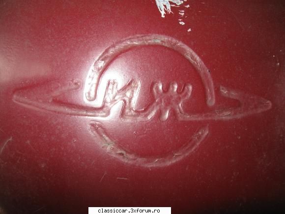 IJ et Jupiter - Embl�me sur le r�servoir - French corner