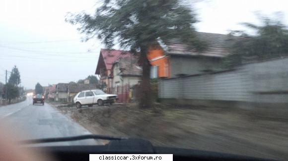 In Judetul Mures - Intre Tarnaveni si Mures, un golf 1 - Am vazut prin Romania