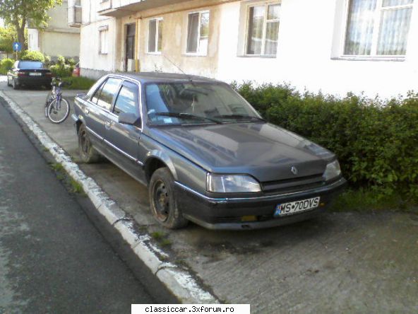 In Judetul Mures - Renault 25 parasit de vre-o 4/5 ani - Am vazut prin Romania
