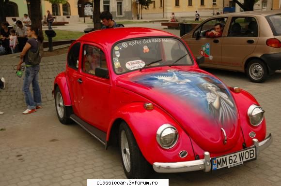 Istoria buburuzelor noastre. - Incerc din toate pozitiile sa va pun poze.Nu are - File de istorie