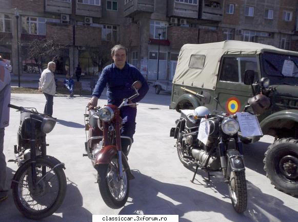 Jawa 125 - Prezenta la Retroparada de la - Prezentare motociclete, motorete si biciclete de colectie