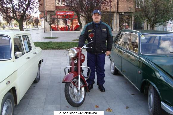 Jawa 125 - Retoparada toamnei Petrosani2013, un - Prezentare motociclete, motorete si biciclete de colectie