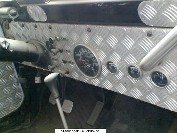 Jeep CJ - si sa nu uitam de la ce am plecat..interiorul - Vanatoarea de epave