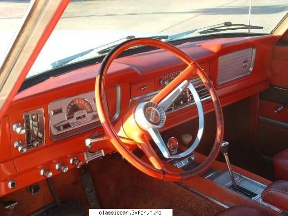 Jeep Wagoneer - Interior in stil american - Vanatoarea de epave