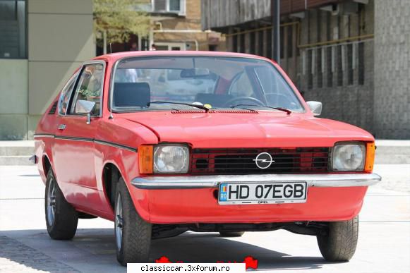 Kadett-ul lui Nicu - Nu este roz, este un rosu care bate mai mult spre - Prezentare masini