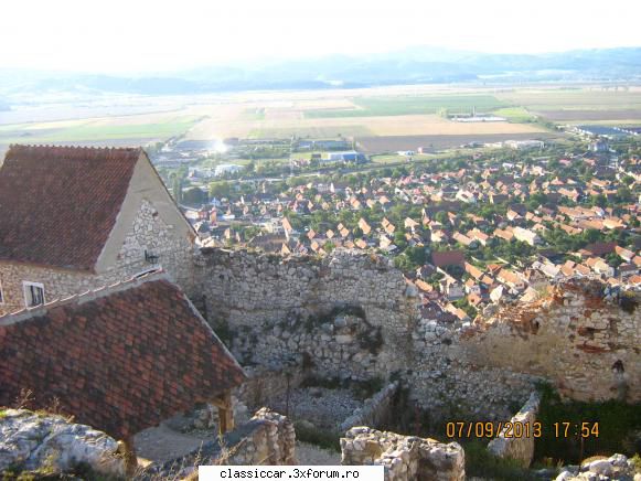 La Rasnov - Rasnov , vedere din cetate - Drumetii prin Mioritic