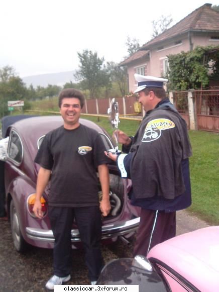 La evenimente cu buburuze. - si a maimfacut si cu locul unu,pe umar tricou cu - Arhiva evenimente 2011