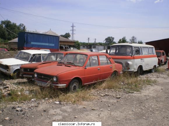 La iesire din Ploiesti....spre Buzau - Am trecut astazi pe acolo..au mai ramas doar 6-7 - Vanatoarea de epave