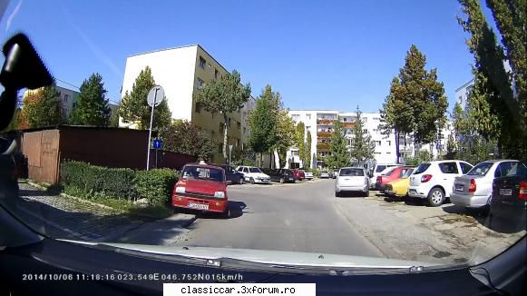 La vanatoare - Un R5 parcat de cateva zile pe colt - Am vazut prin Cluj-Napoca