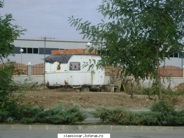 La vanatoare de masinarii vechi - O rulota Felicia 2800, langa benzinaria Agip - Am vazut prin Cluj-Napoca