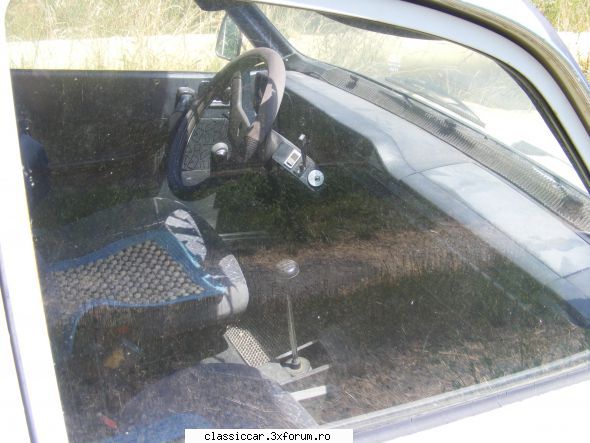 La vanatoare de masinarii vechi - Interior , volan de Reno 9 cred sau Reno 5 - Am vazut prin Cluj-Napoca