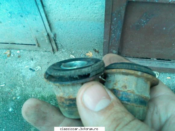 Lada 1500 (S) ( vaz 2103) - Bucsile din bascula superioara stanga - Reconditionari si Restaurari