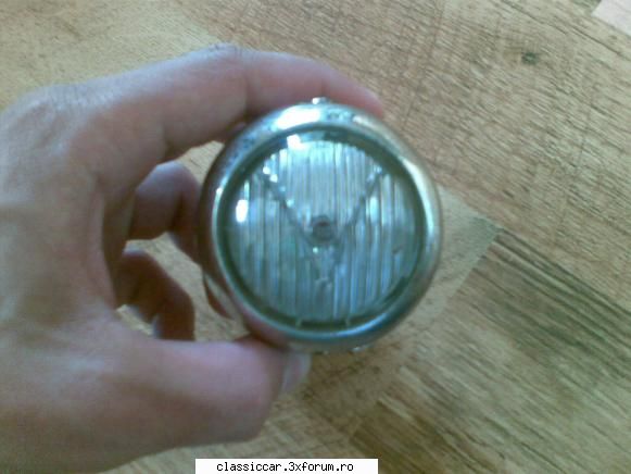 Lampa BOSCH de la ce poate sa fie? - Dupa cum pare,cred ca e pus pe o laterala,se - Coltul Tehnic
