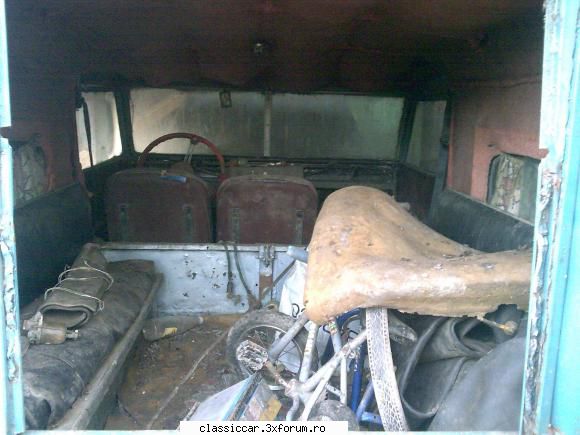 Land Rover MkI in Bucsani Dambovita - Acum urmeaza poze cu interiorul - Am vazut prin Romania
