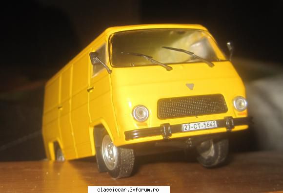 Legende auto din Europa de est - Inca o poza cu duba TV - Modelism si machetute