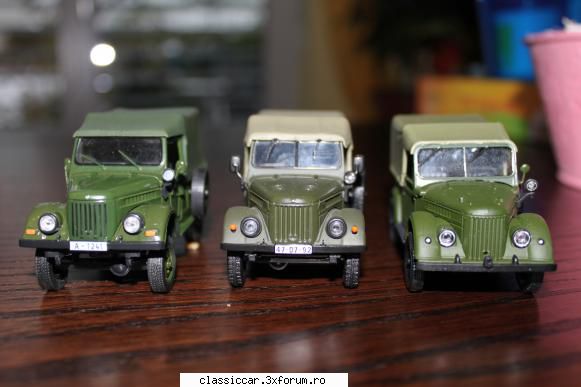 Legende auto din Europa de est - de la stanga la dreapta: M461, Gaz69 HU, Gaz69RU - Modelism si machetute