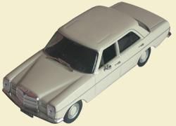 Legende auto din Europa de est - Vreo poza ceva cu machete are cineva? - Modelism si machetute