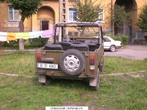 Luaz 969 M - Un mini jeep cu tractiune 4x4 cu reductor,motor - Prezentare masini