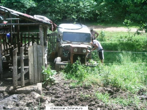 M-uri jud. Mures - langa Sovata> un gaz nefolosit, cu bot de tractor - Am vazut prin Romania