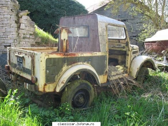 M461 - Abandon�s et �paves - netrecut - French corner