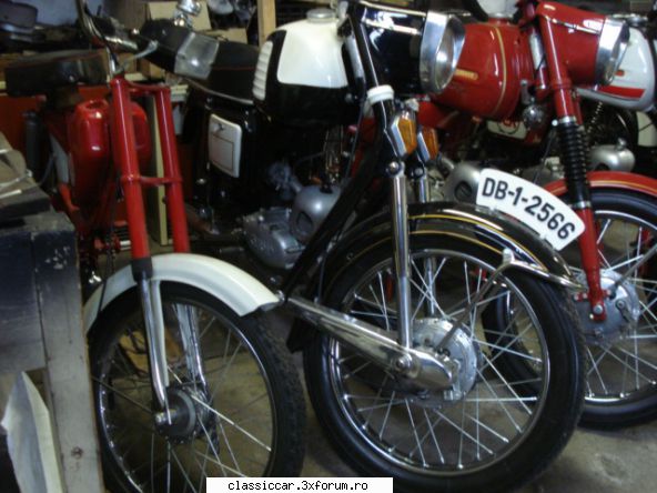 MUZEUL MOBRA - cv2adi - Prezentare motociclete, motorete si biciclete de colectie