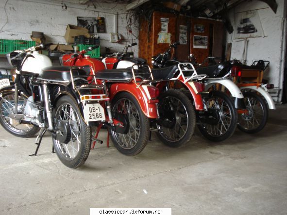 MUZEUL MOBRA - Si c�teva poze cu partea dorsal� " - Prezentare motociclete, motorete si biciclete de colectie