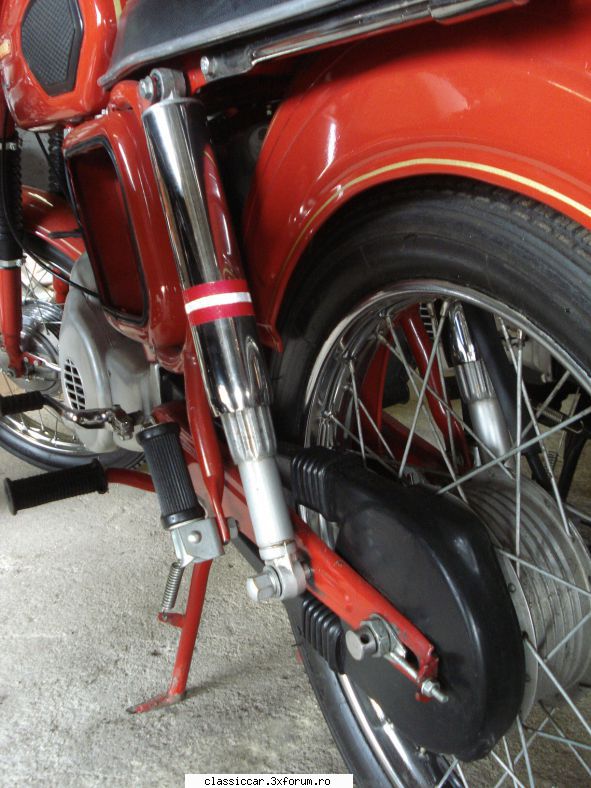 MUZEUL MOBRA - cv2adi - Prezentare motociclete, motorete si biciclete de colectie