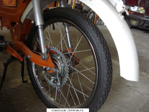 MUZEUL MOBRA - si Minimobra inc� in curs - Prezentare motociclete, motorete si biciclete de colectie