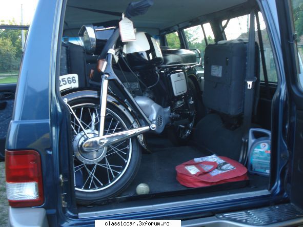 MUZEUL MOBRA - B�tr�na la loc de cinste in masin� - Prezentare motociclete, motorete si biciclete de colectie
