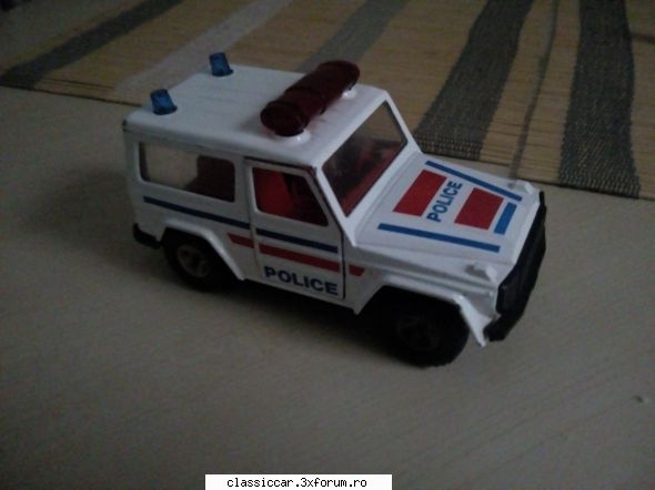 Machete diverse,la vinzare - Mercedes police majorete 10 R - Modelism si machetute
