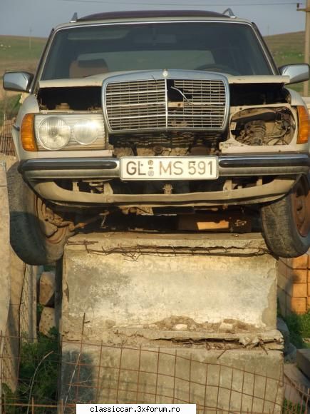 Mai sunt citeva masini vechi in Constanta care merita salvate! - sper sa fie ok acum! - Am vazut prin Romania
