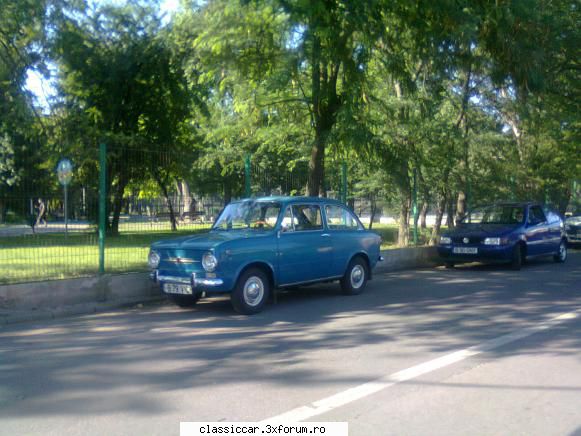 Mai sunt citeva masini vechi in Constanta care merita salvate! - fiat 850 al unui batr - Am vazut prin Romania