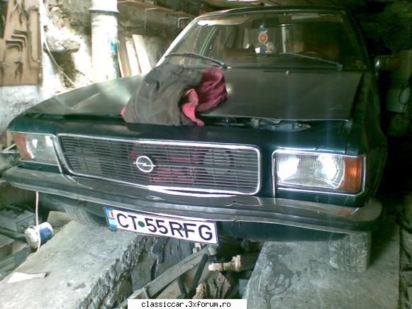 Mai sunt citeva masini vechi in Constanta care merita salvate! - dar masina nu prea at - Am vazut prin Romania